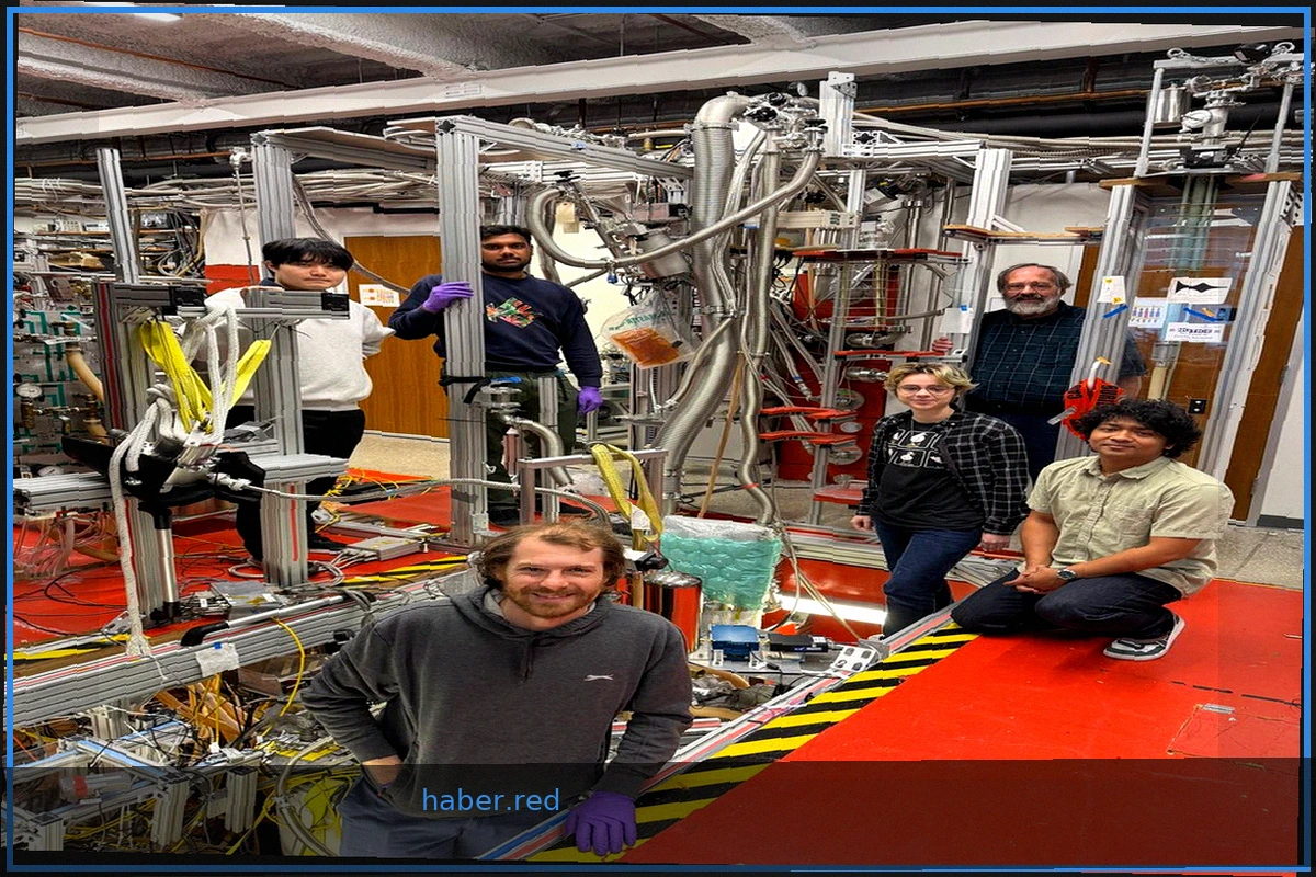 Physicists Trap Single Antimatter Particle for a Month