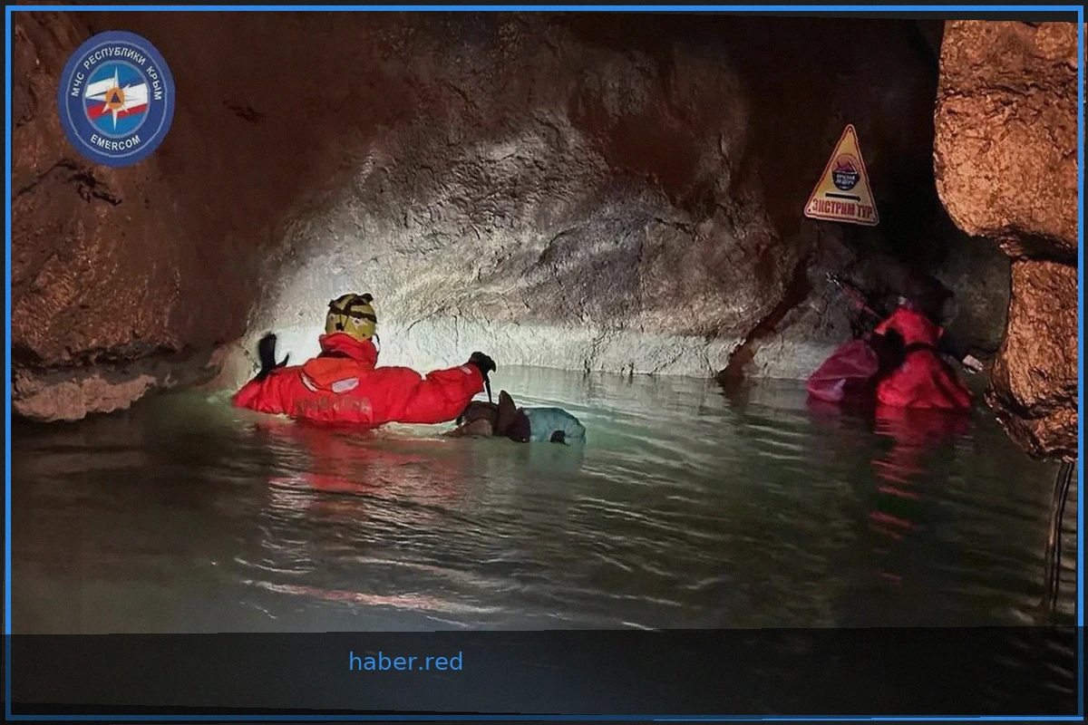 Search for lost speleologists in Crimean cave lasted 12 hours
